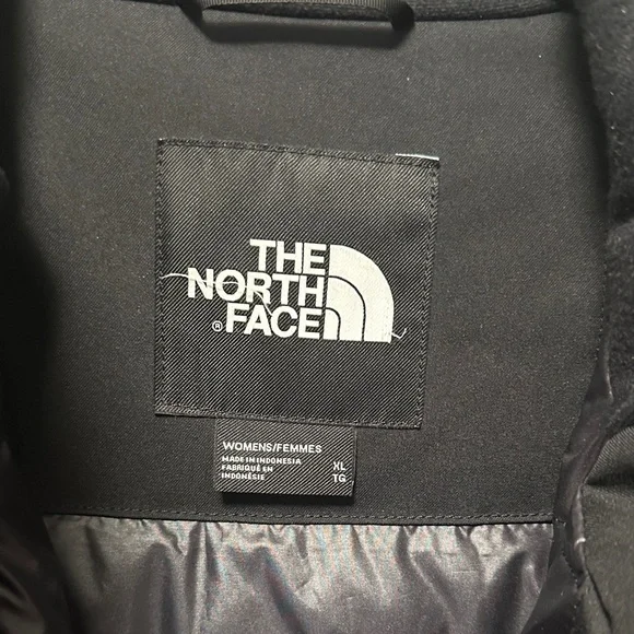The North Face Coat - Picture 7 of 12